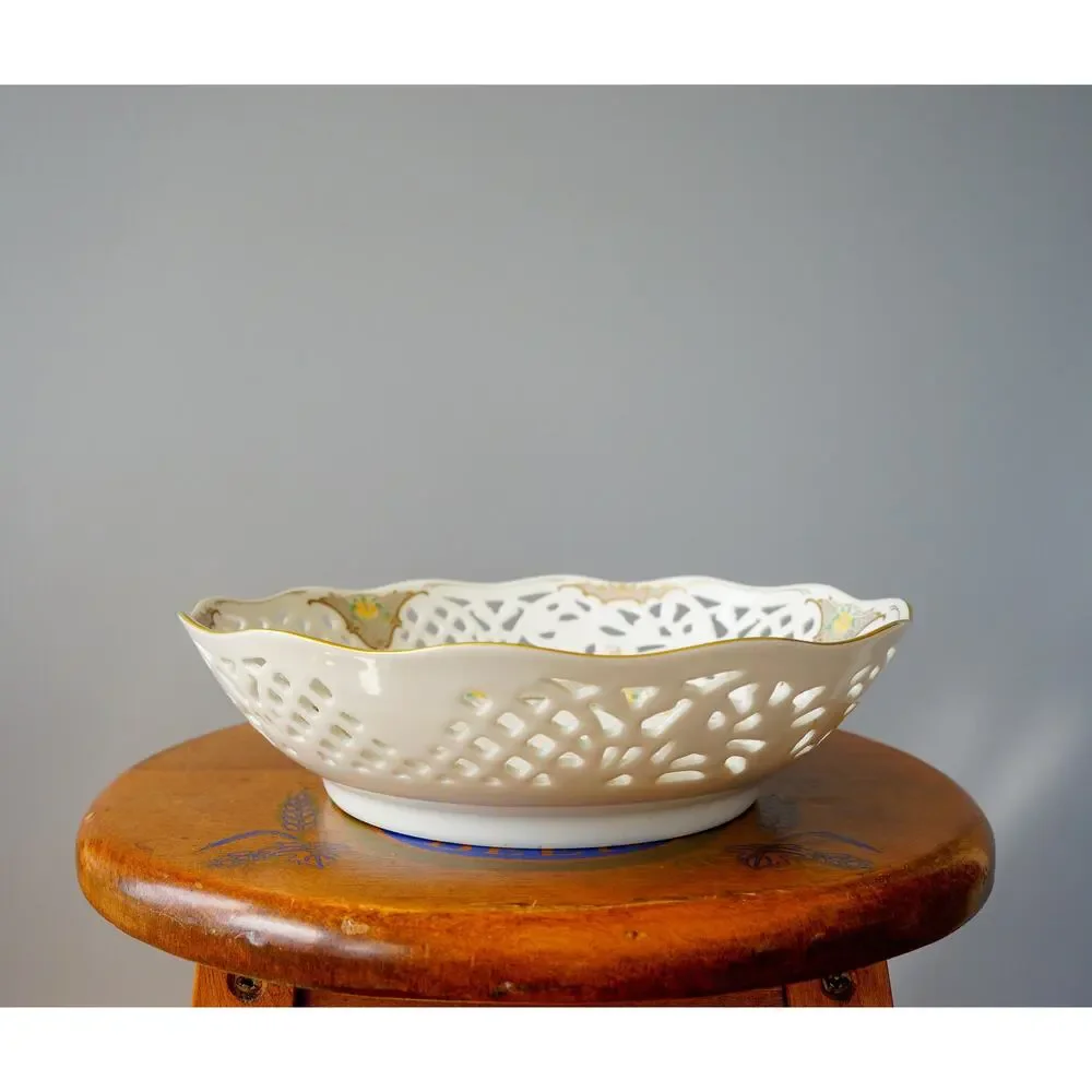 Vintage Oscar De La Renta Jonquil Floral Reticulated Serving Bowl West Germany